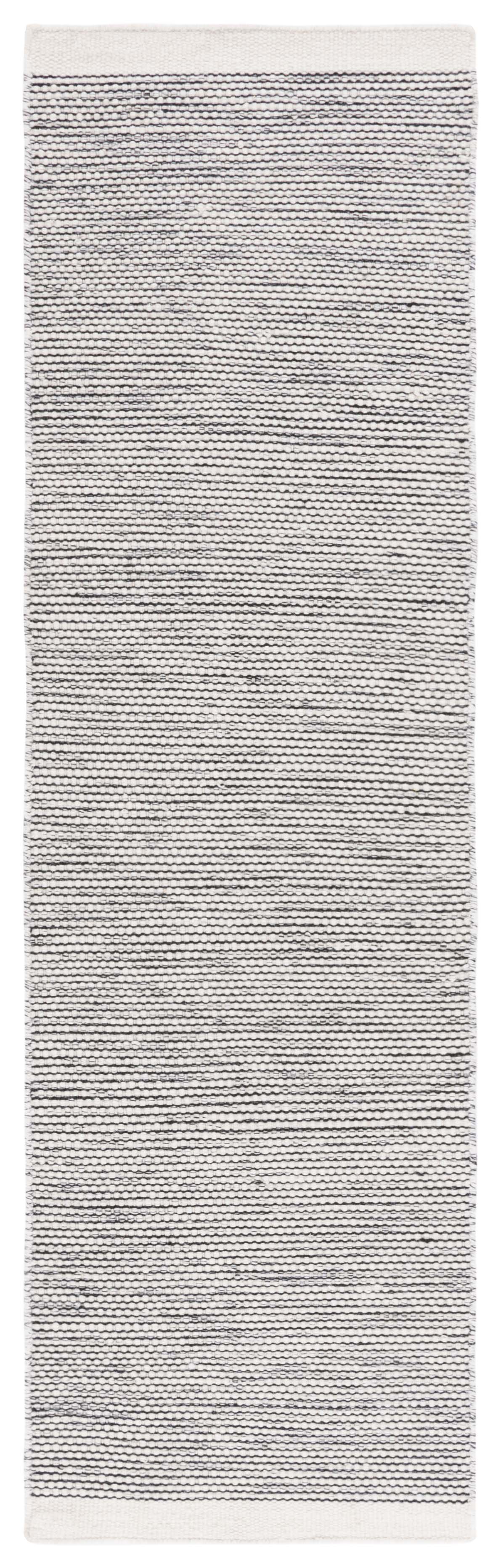 Safavieh Natura Nat776Z Black/Ivory Rug.