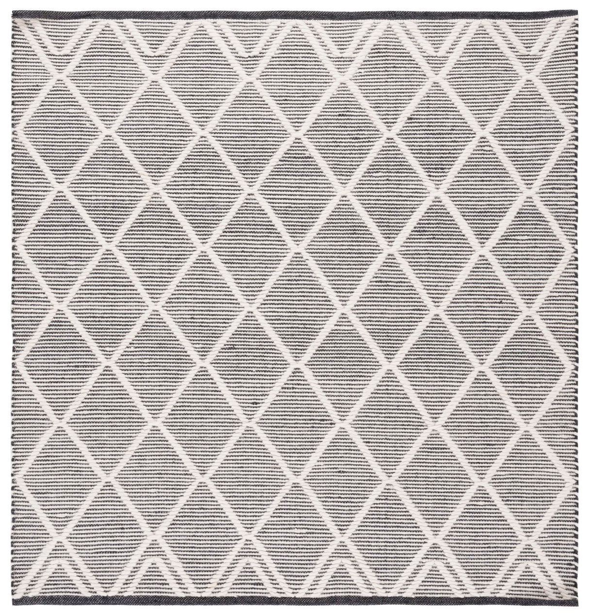 Safavieh Natura Nat832Z Black/Ivory Rug.
