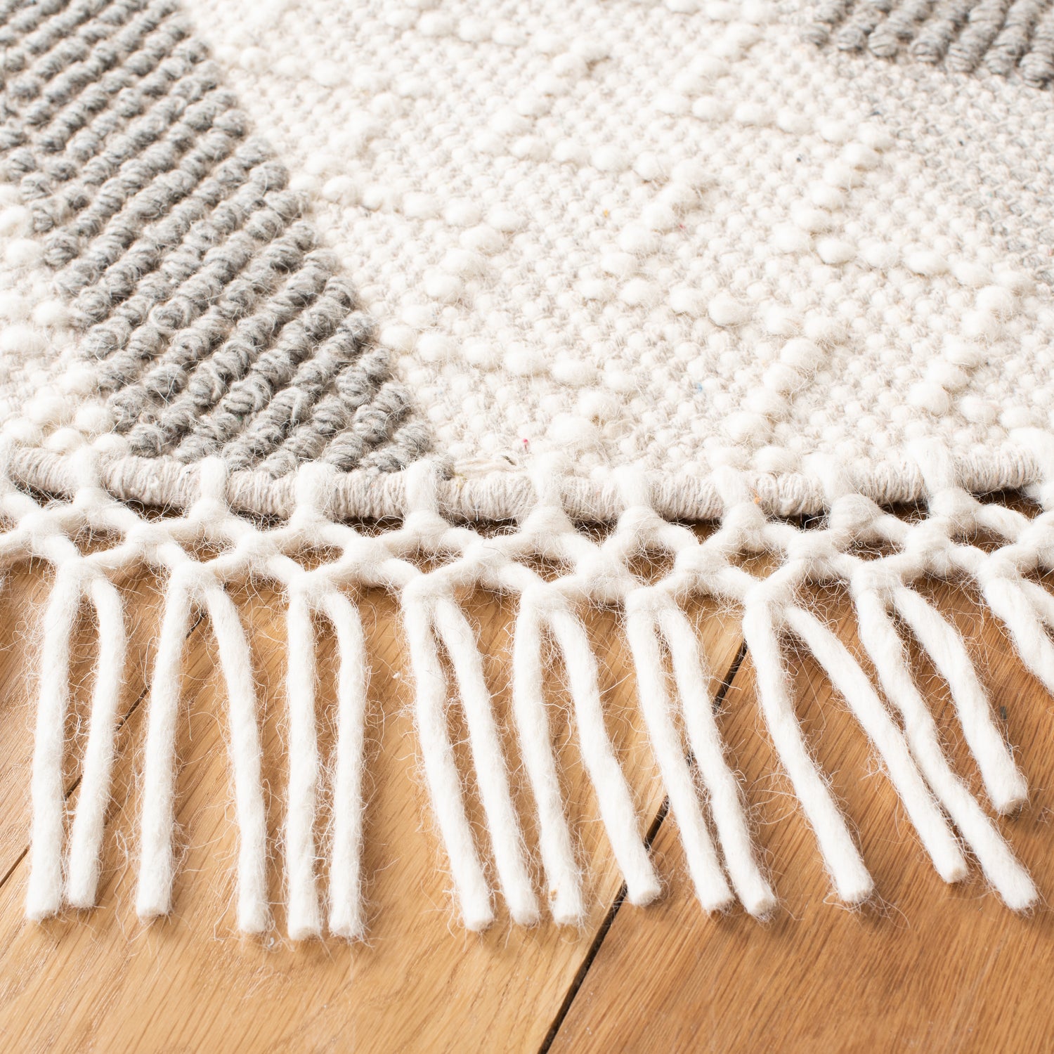 Safavieh Natura Nat851A Ivory/Grey Rugs.