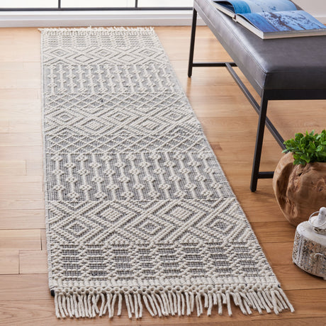 Safavieh Natura Nat852Z Ivory/Black Rug.