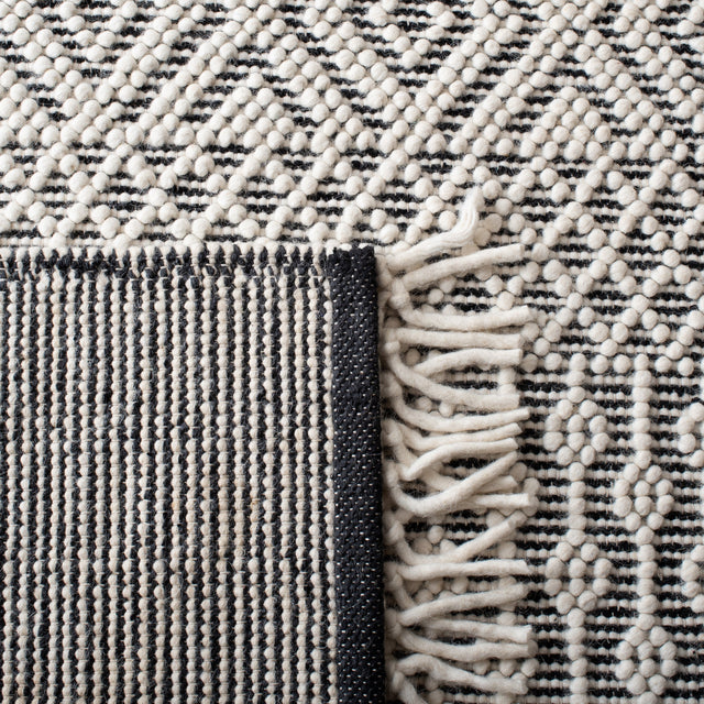 Safavieh Natura Nat852Z Ivory/Black Rug.