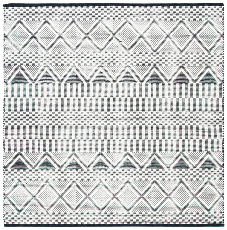 Safavieh Natura Nat853A Ivory/Black Rugs.