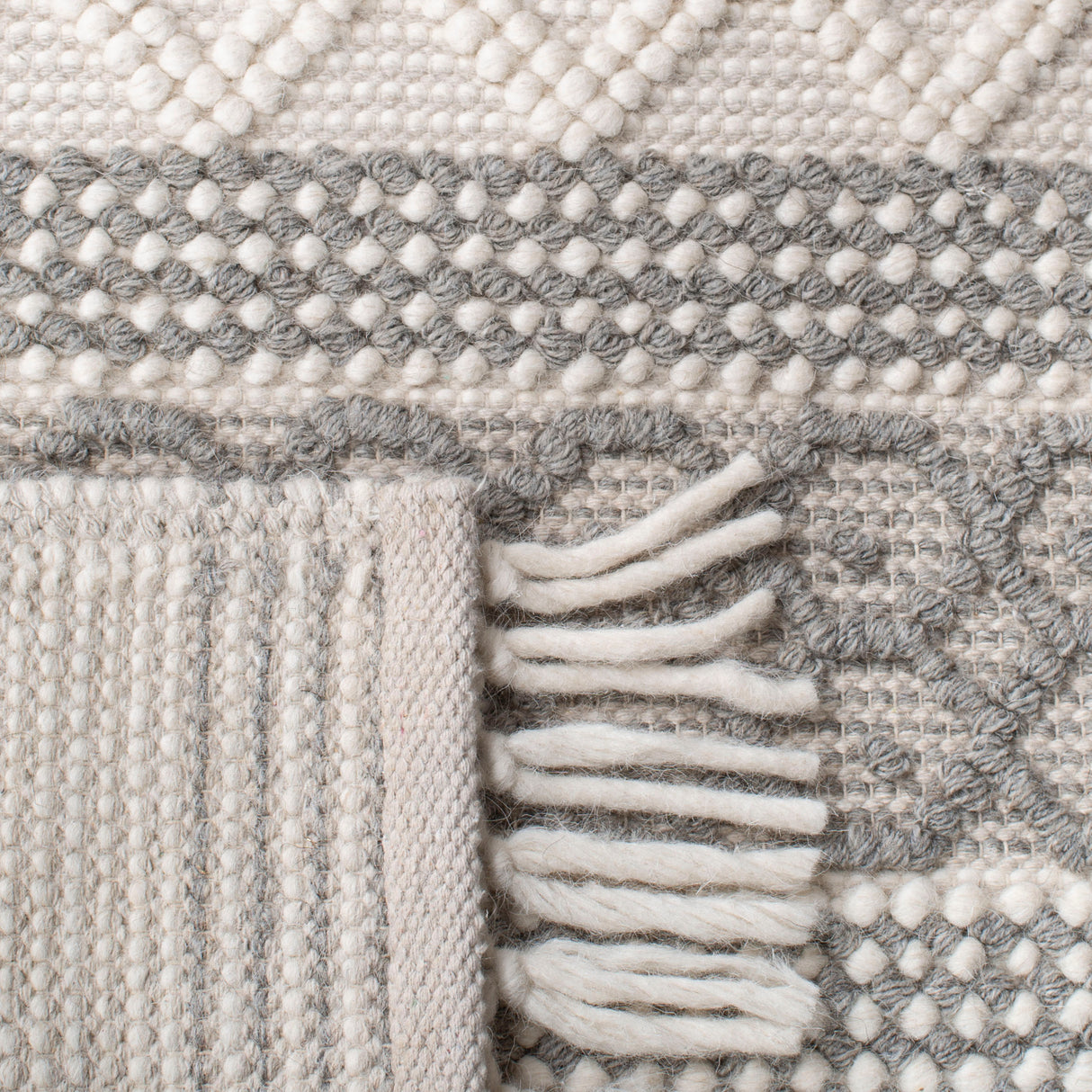 Safavieh Natura Nat859A Ivory/Grey Rugs.