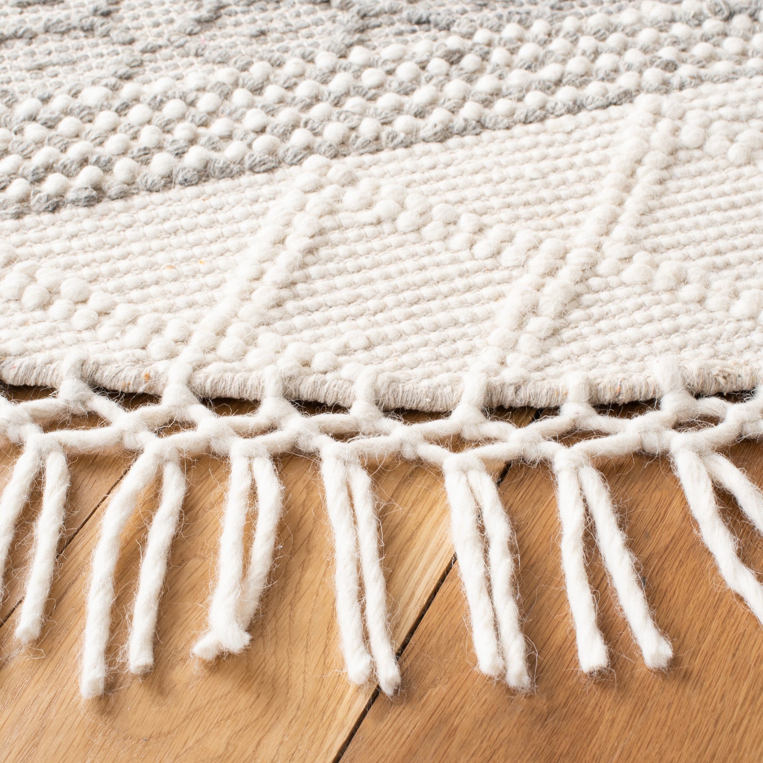 Safavieh Natura Nat859A Ivory/Grey Rugs.