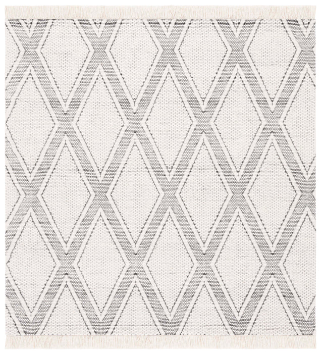 Safavieh Natura Nat867Z Ivory/Black Rug.