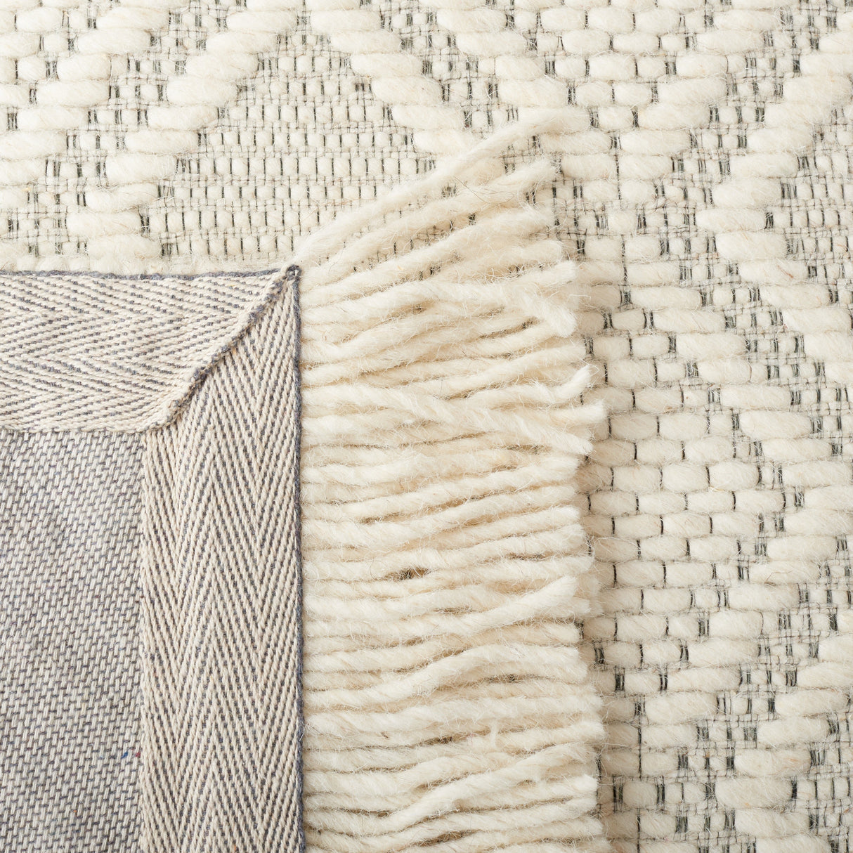 Safavieh Natura Nat870A Ivory Rug.
