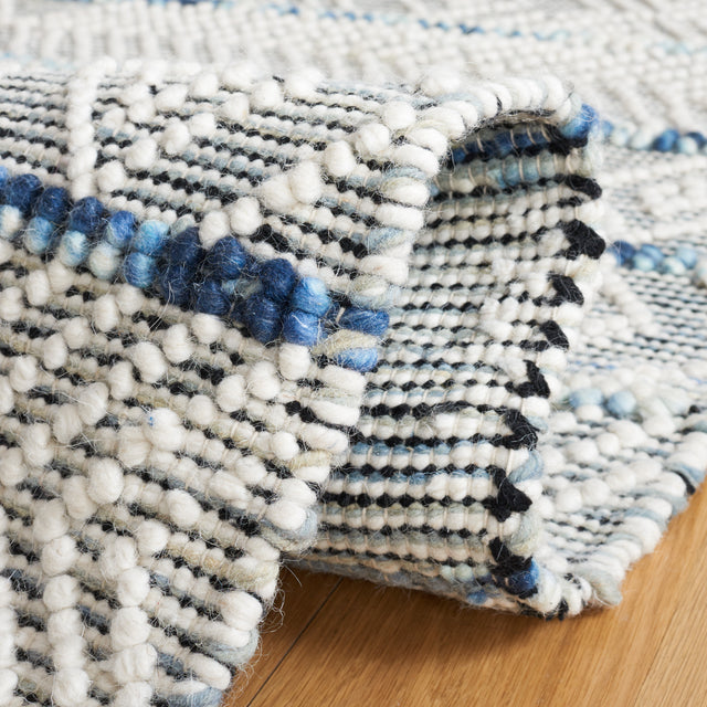 Safavieh Natura Nat876M Ivory/Blue Rug.