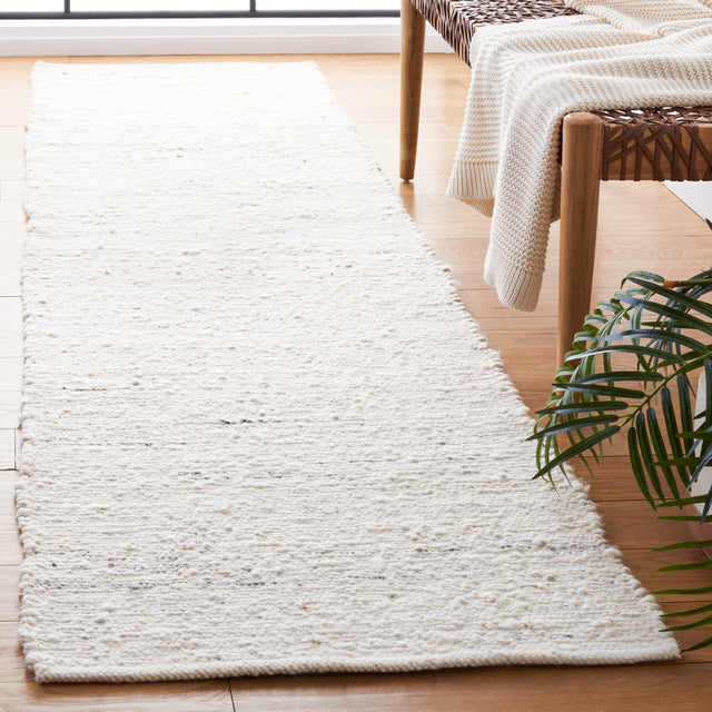 Safavieh Natura Nat925A Ivory Rug.