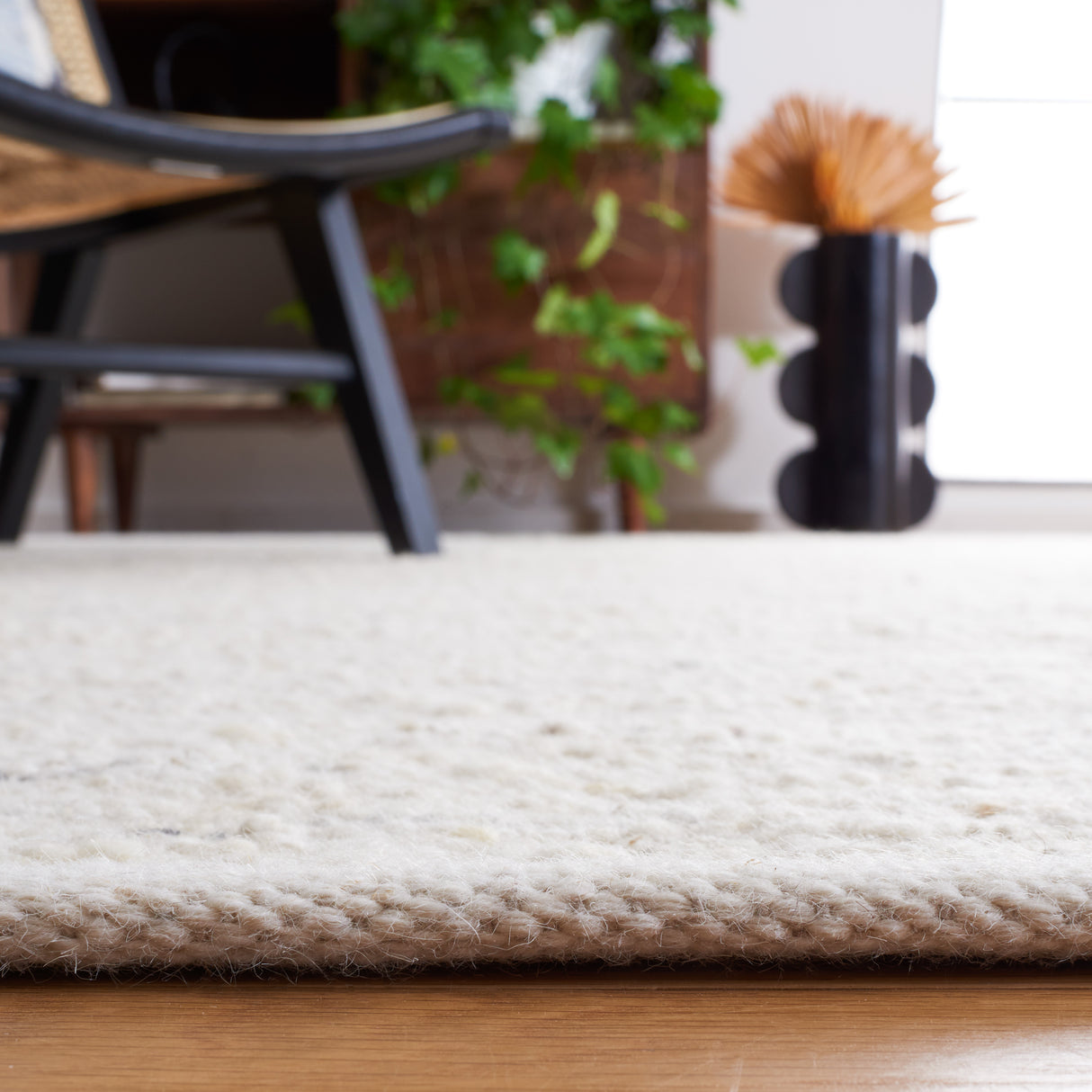 Safavieh Natura Nat925A Ivory Rug.