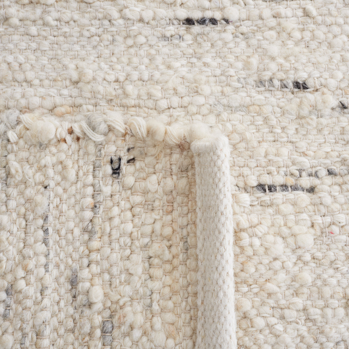 Safavieh Natura Nat925A Ivory Rug.