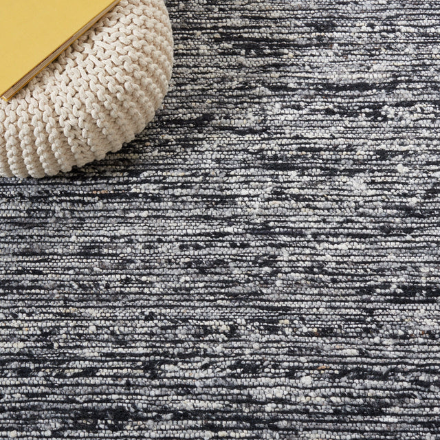 Safavieh Natura Nat925Z Black Rug.