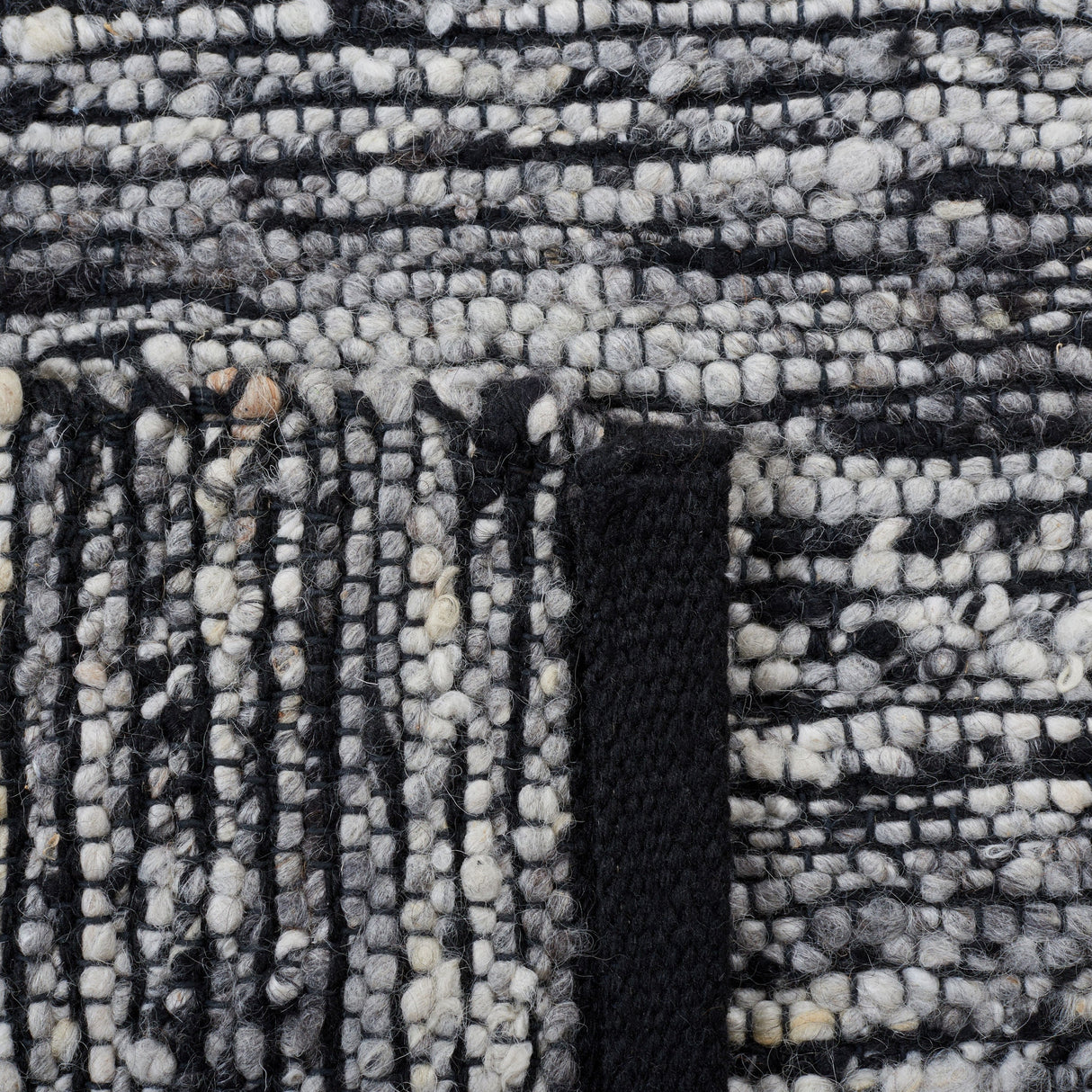 Safavieh Natura Nat925Z Black Rug.
