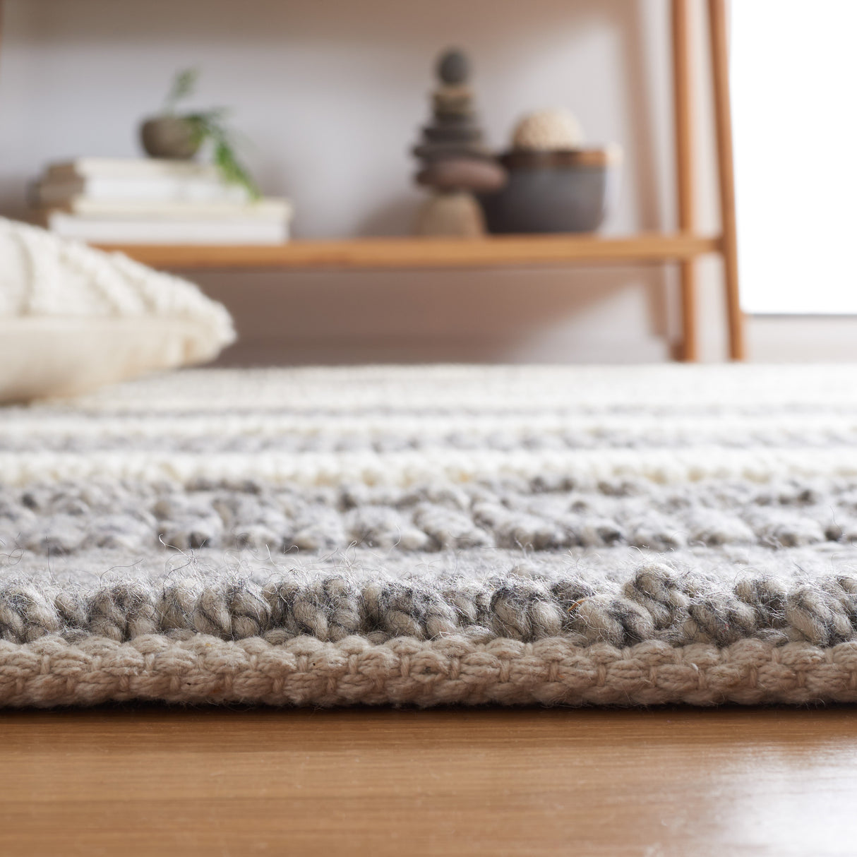 Safavieh Natura Natb127F Grey/Beige Rug.