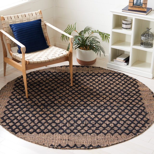 Safavieh Natural Fiber Nf222Z Black/Natural Rug.