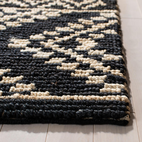 Safavieh Natural Fiber Nf552Z Black Rugs.