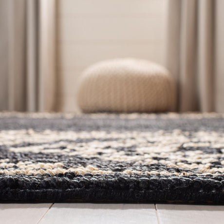 Safavieh Natural Fiber Nf552Z Black Rugs.