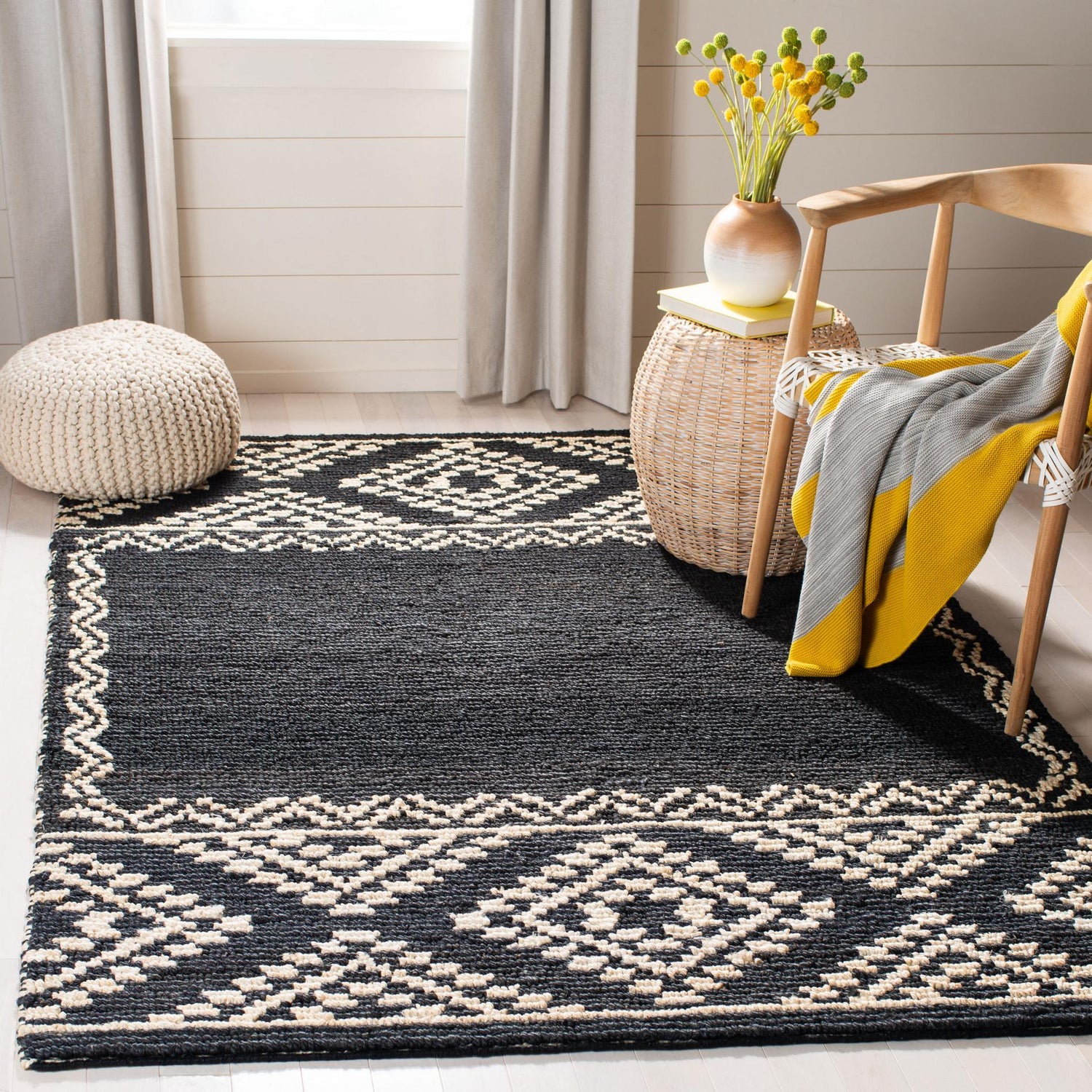 Safavieh Natural Fiber Nf552Z Black Rugs.