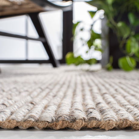 Safavieh Natural Fiber Nf826G Silver/Natural Rug.