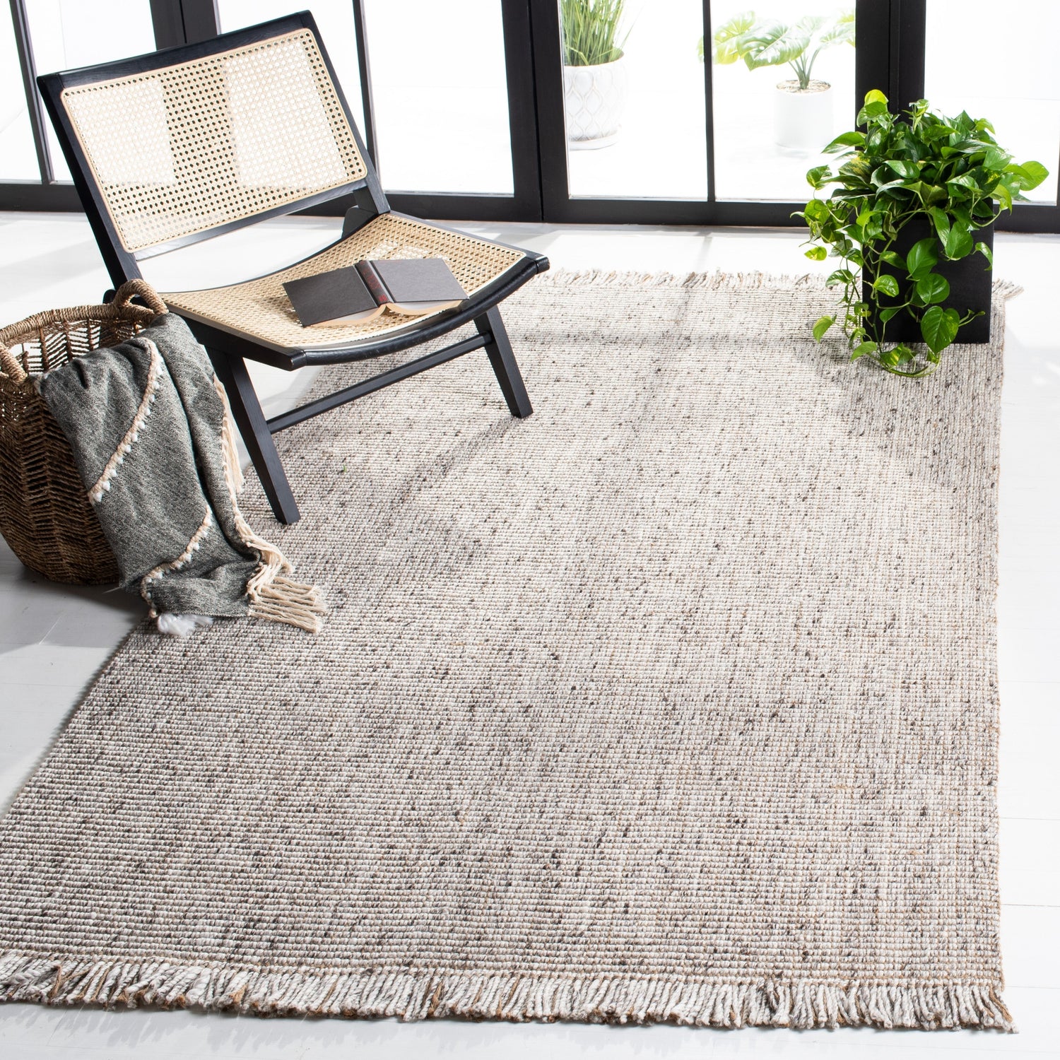 Safavieh Natural Fiber Nf826G Silver/Natural Rug.