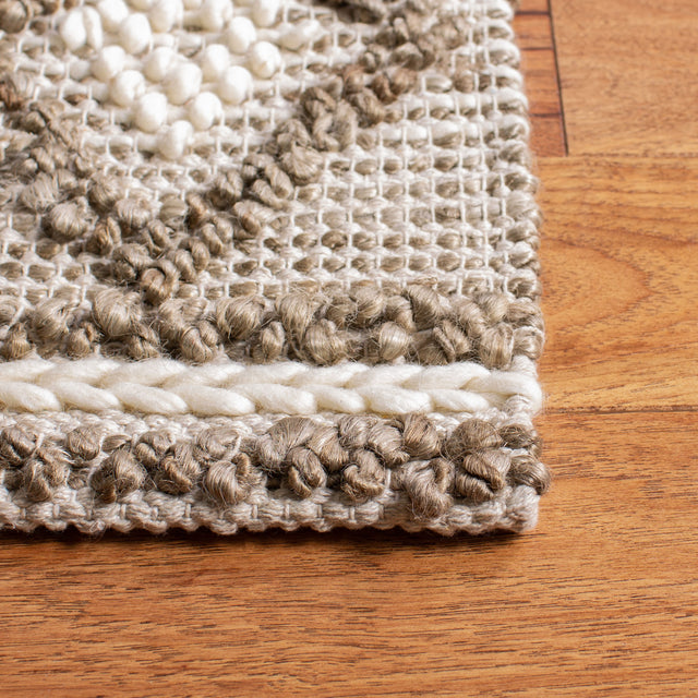 Safavieh Natural Fiber Nf866B Taupe/Ivory Rug.