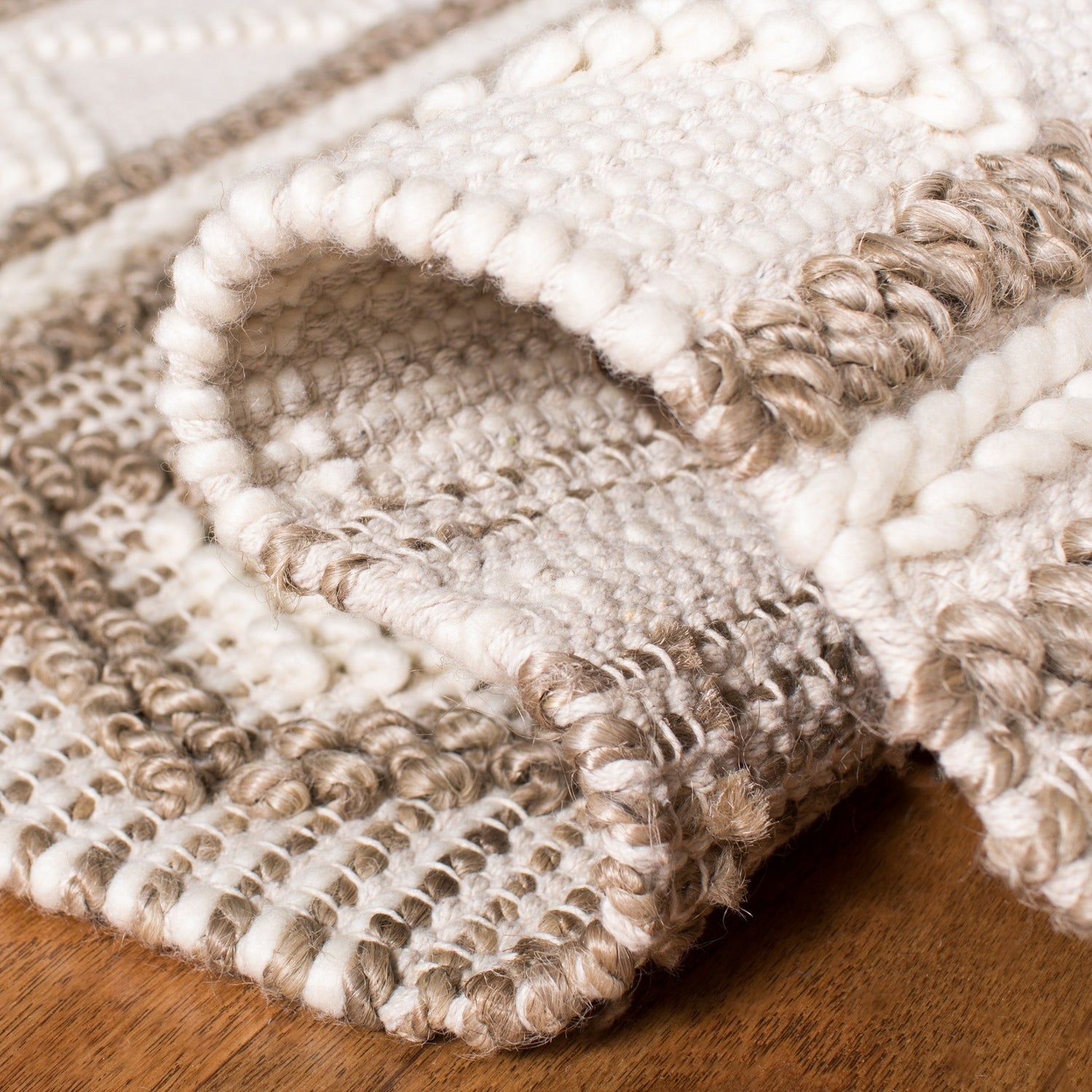 Safavieh Natural Fiber Nf866B Taupe/Ivory Rug.