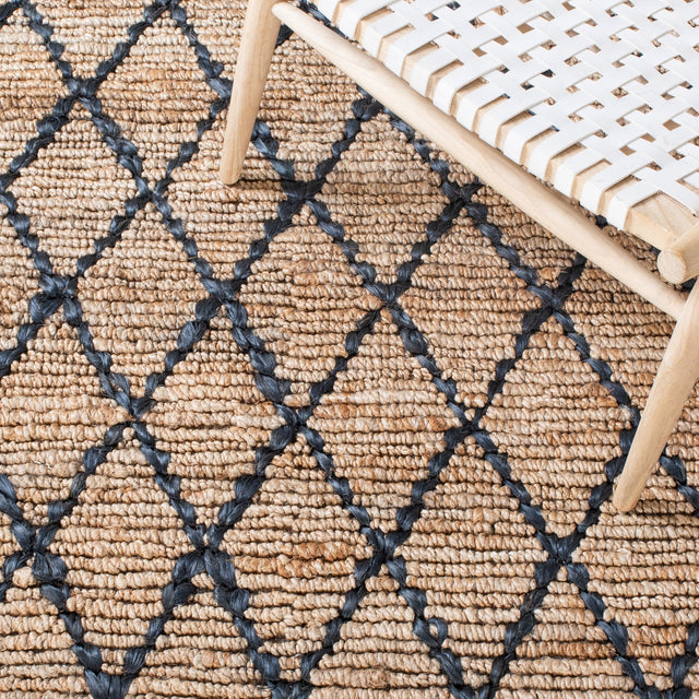 Safavieh Natural Fiber Nf951Z Natural/Black Rugs.