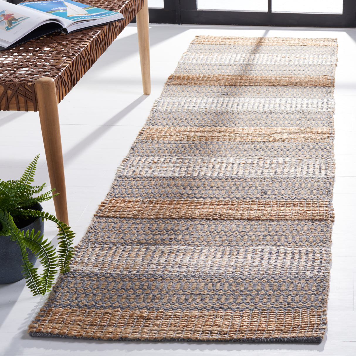 Safavieh Natural Fiber Nfb652F Grey/Natural Rug.