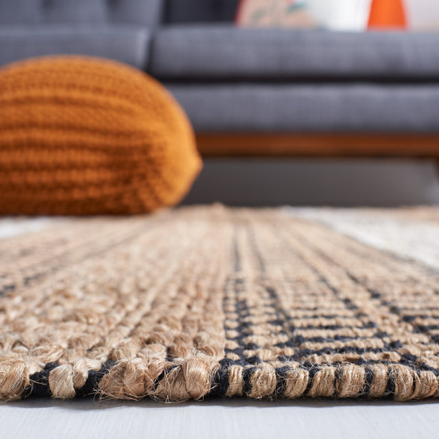 Safavieh Natural Fiber Nfb652Z Black/Natural Rug.