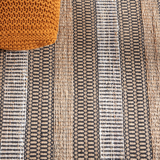 Safavieh Natural Fiber Nfb652Z Black/Natural Rug.