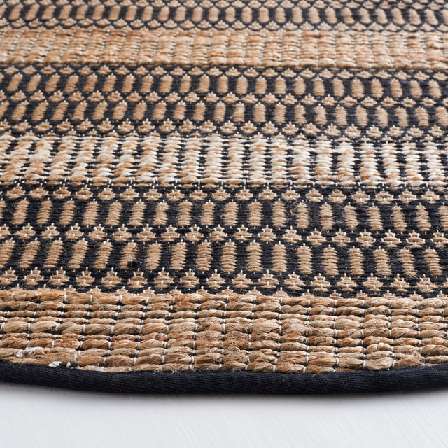 Safavieh Natural Fiber Nfb652Z Black/Natural Rug.