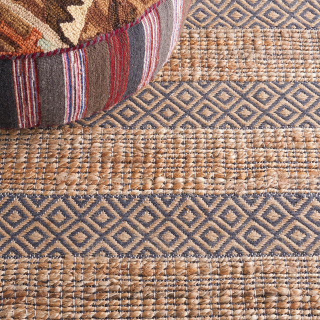 Safavieh Natural Fiber Nfb653H Charcoal/Natural Rug.