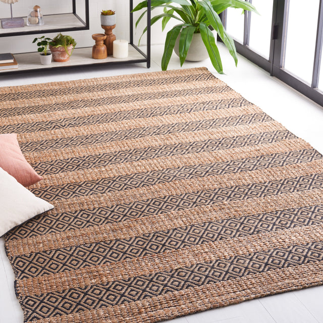 Safavieh Natural Fiber Nfb653Z Black/Natural Rug.