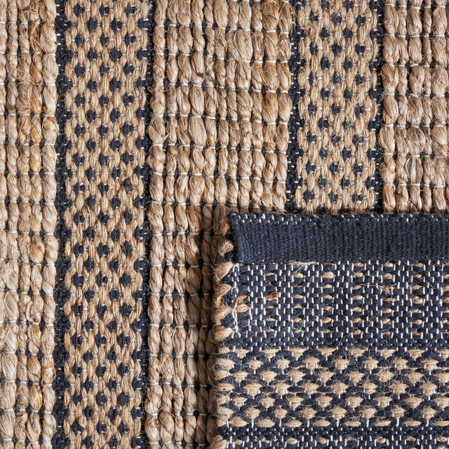 Safavieh Natural Fiber Nfb654Z Black/Natural Rug.