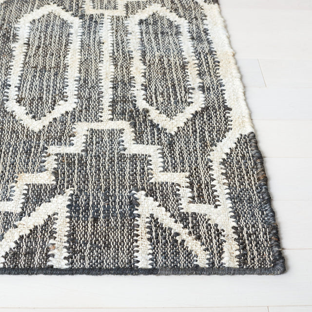 Safavieh Natural Fiber Nfb750Z Black/Ivory Rug.