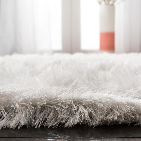 Safavieh Ocean Shag Ocg101A Ivory Rug.