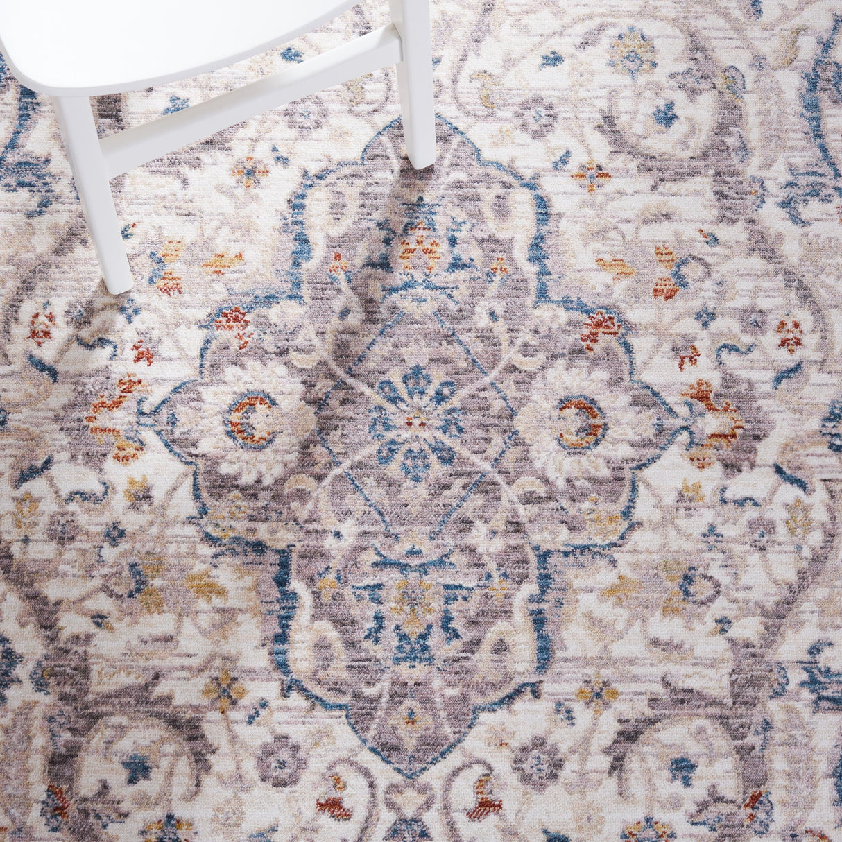 Safavieh Olympia Opa206F Grey/Ivory Rug.
