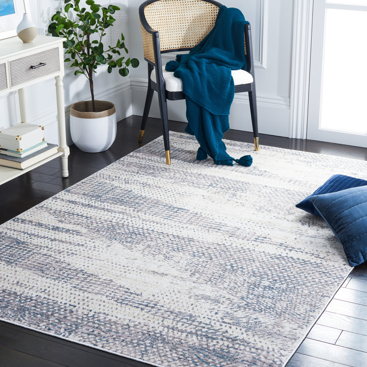 Safavieh Olympia Opa220F Grey/Ivory Rug.