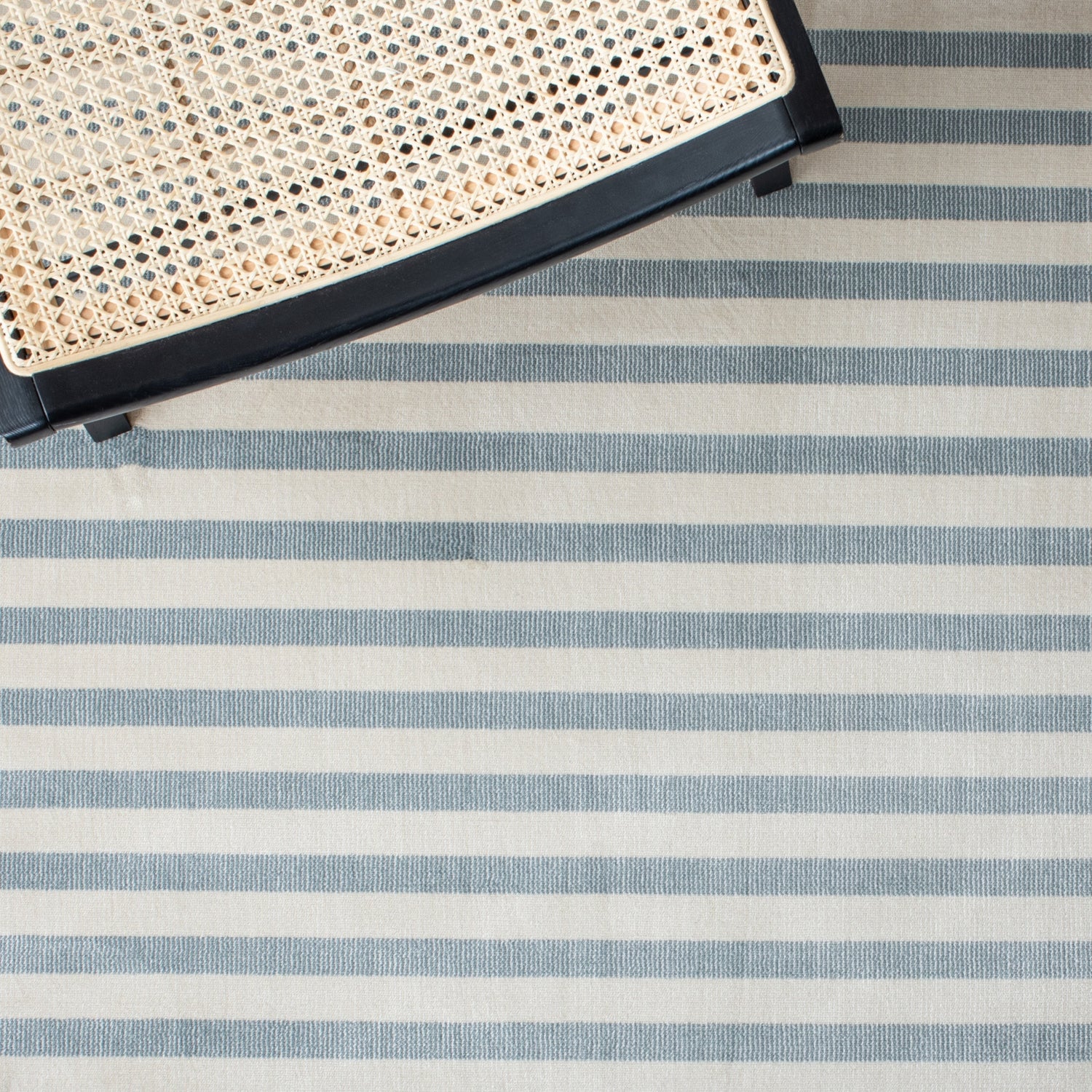 Safavieh Orwell Orw352A Ivory/Blue Rugs.