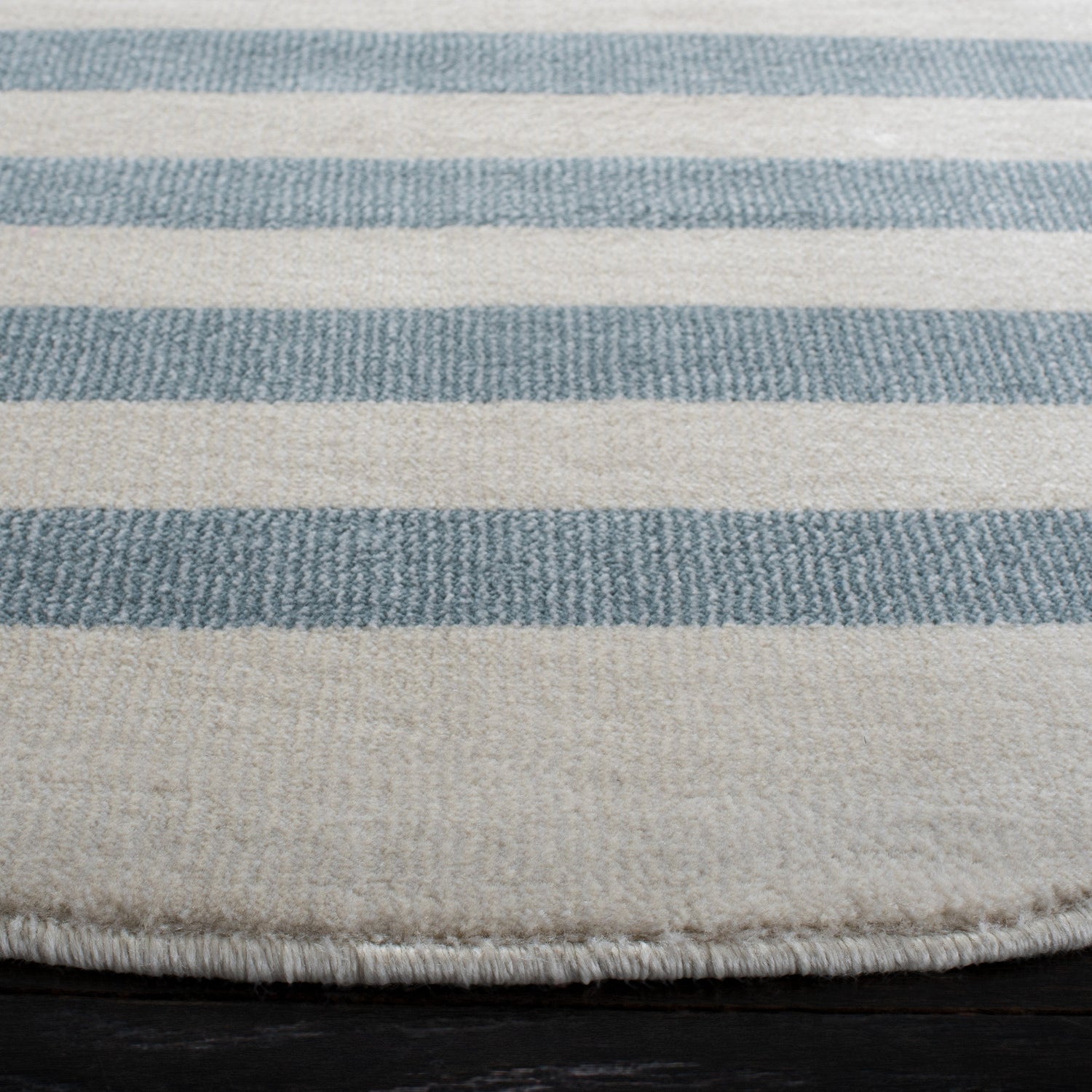 Safavieh Orwell Orw352A Ivory/Blue Rugs.