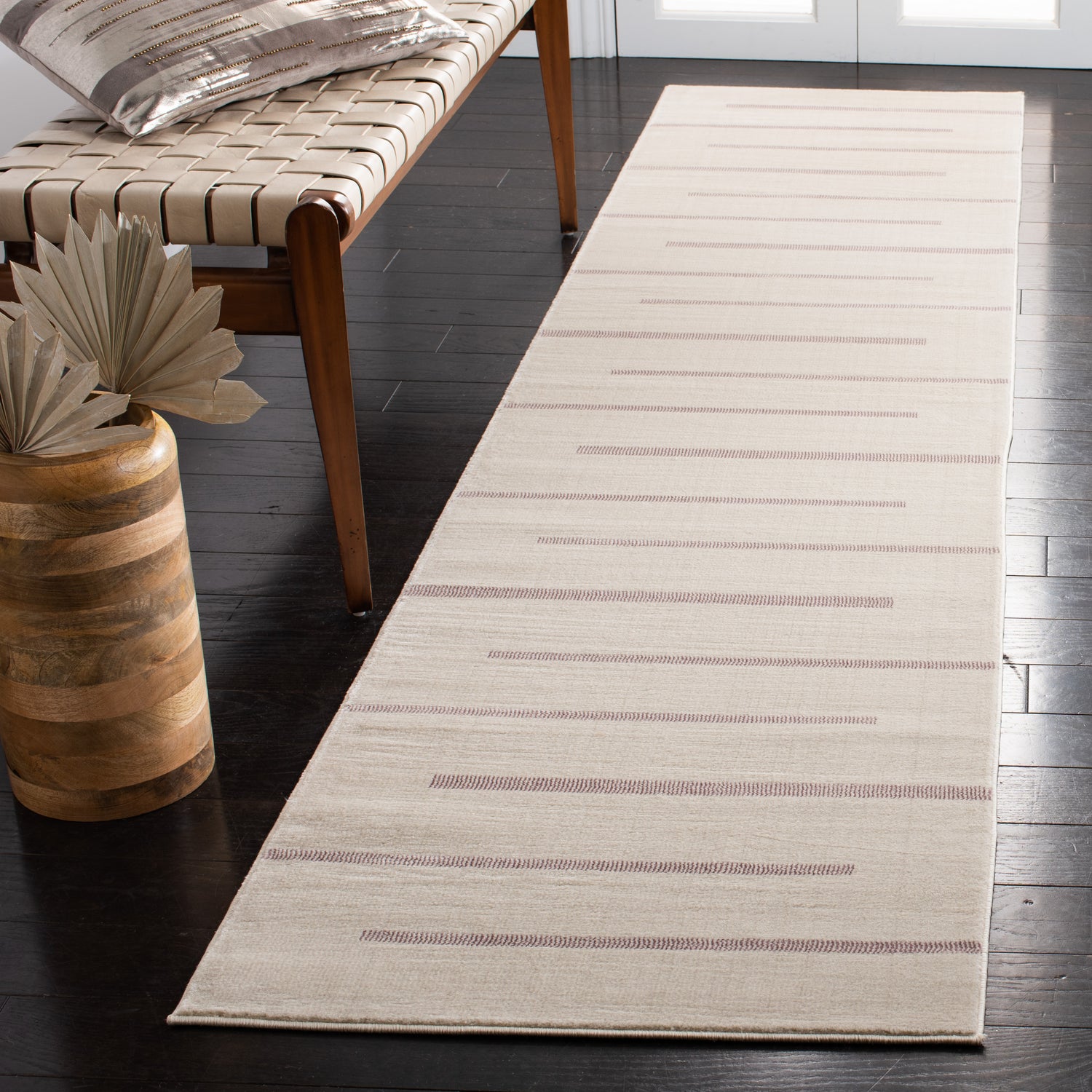 Safavieh Orwell Orw353B Ivory/Pink Rugs.