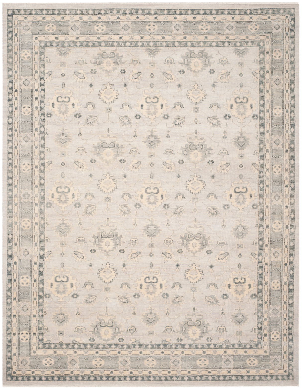 Safavieh Oushak Osh838A Silver Rug.