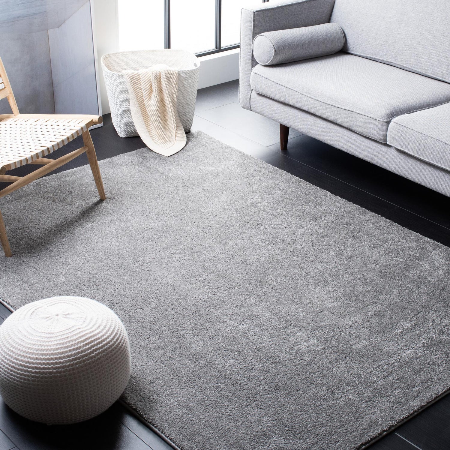 Safavieh Plain And Solid Pns320 Grey Rugs.
