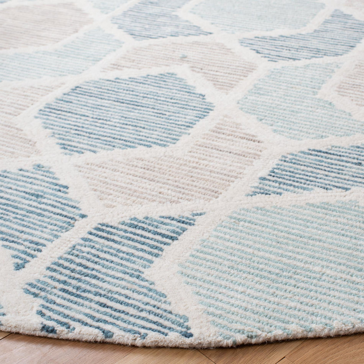 Safavieh Precious Pre217K Turquoise Rugs.