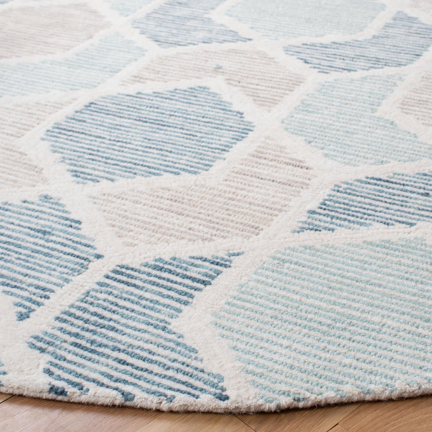 Safavieh Precious Pre217K Turquoise Rugs.