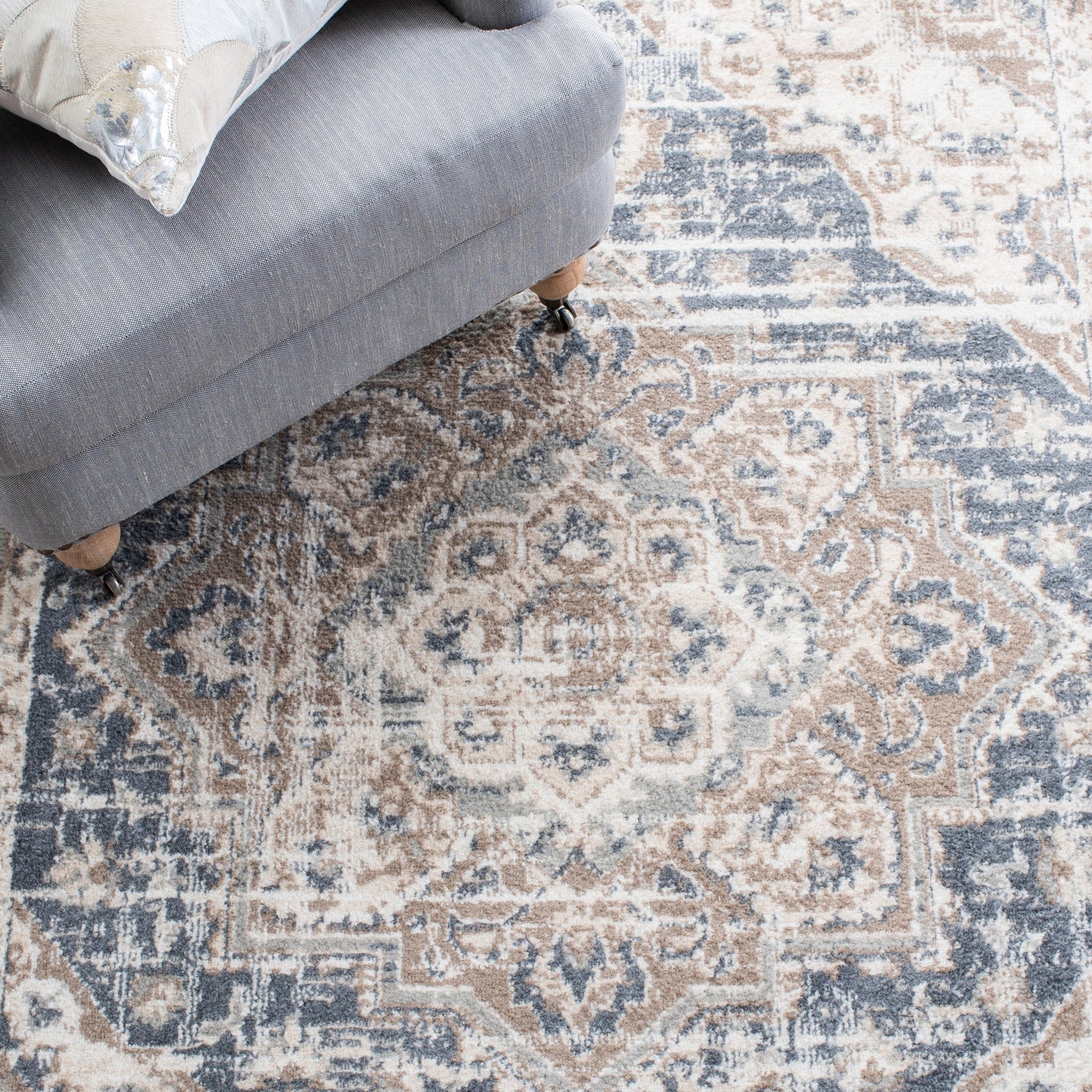 Safavieh Pyramid Pyr268B Ivory/Beige Rugs.