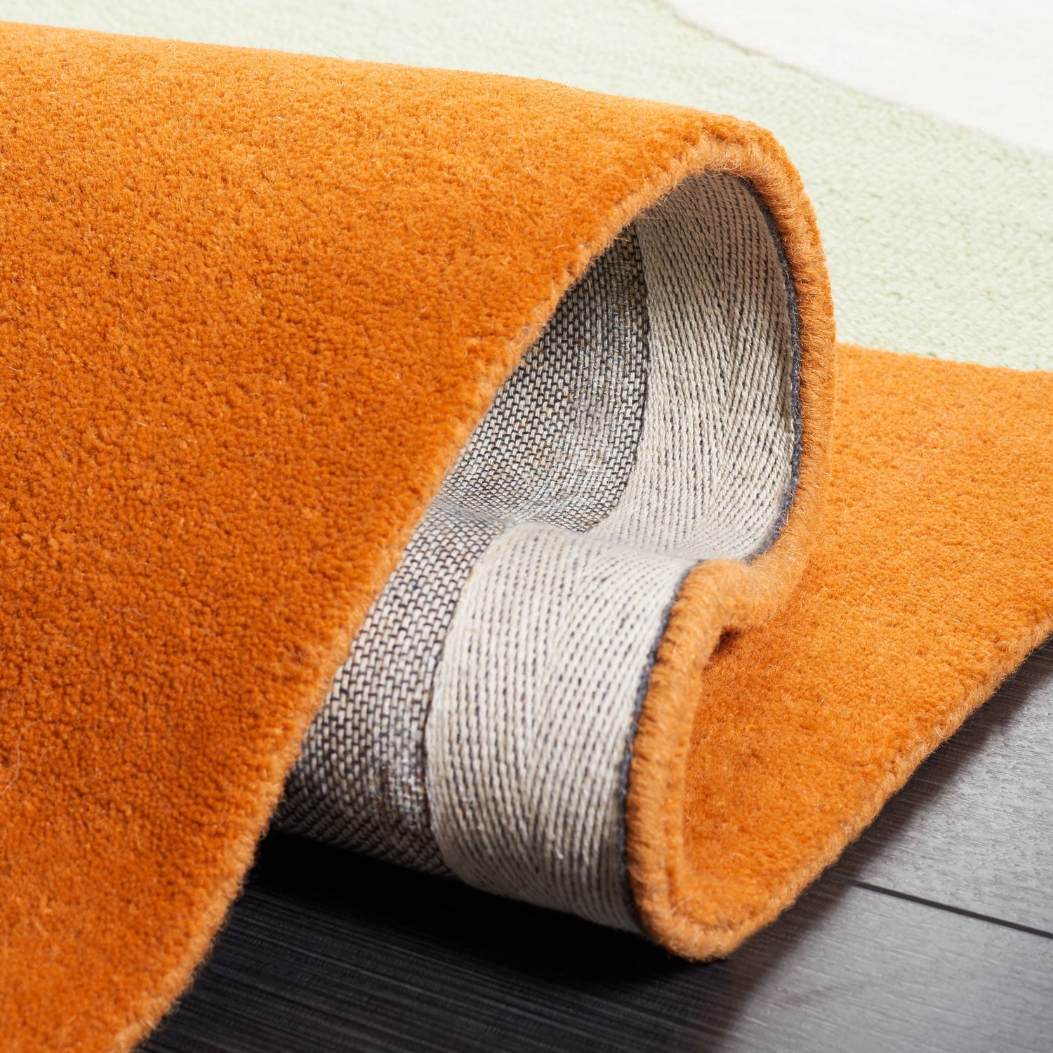 Safavieh Rodeo Drive Rd860Y Green/Rust Rug.