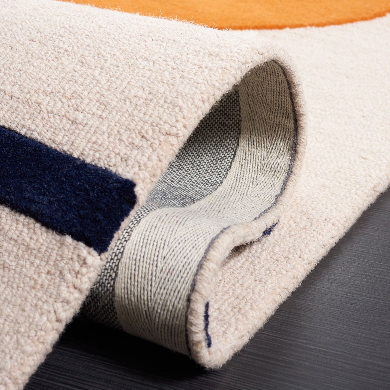 Safavieh Rodeo Drive Rd883U Blush/Black Rug.