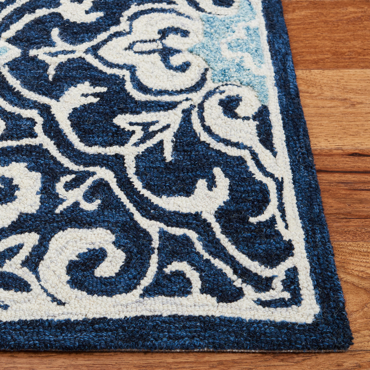 Safavieh Roslyn Ros603N Navy/Light Blue Rugs.