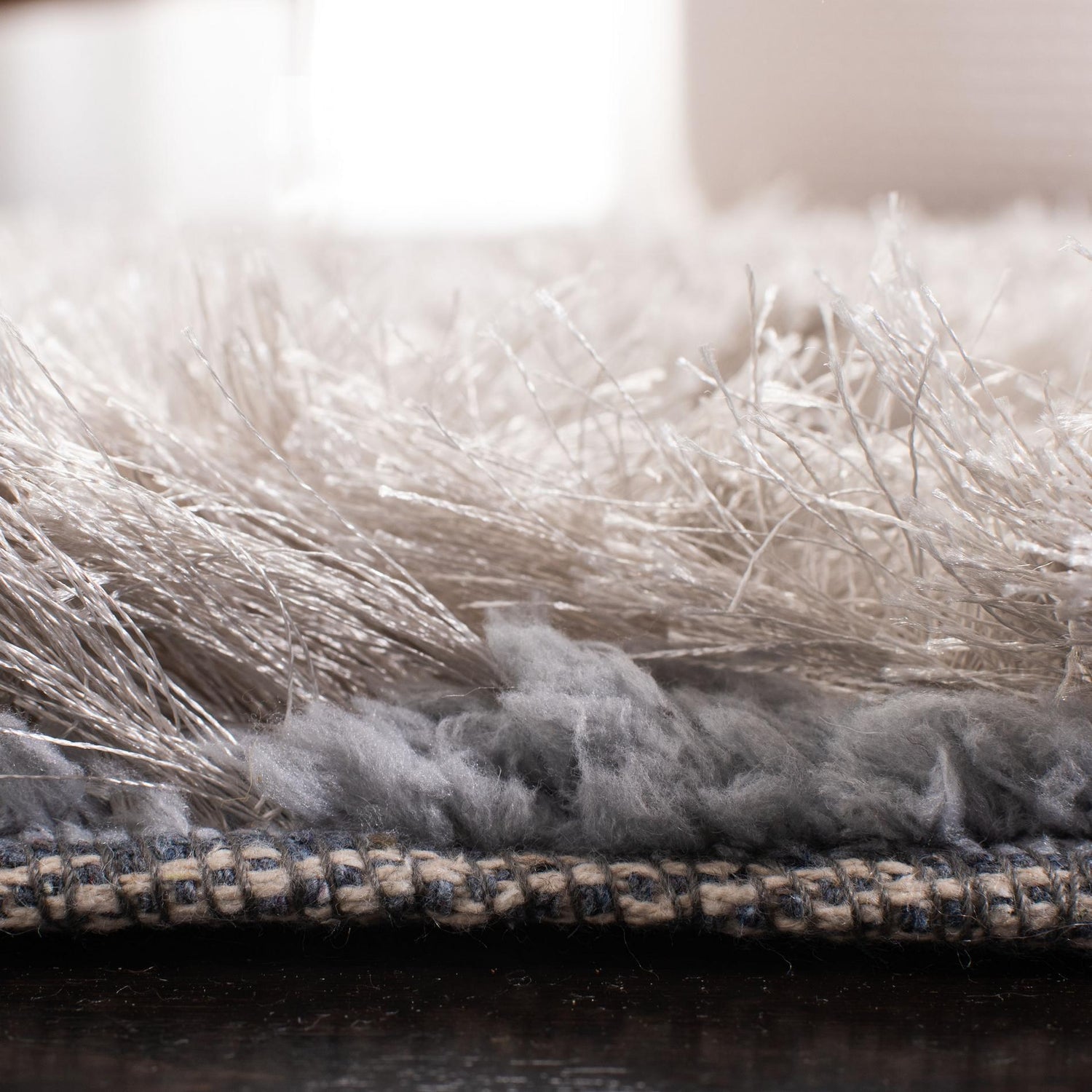 Safavieh Riviera Shag Rvg123F Light Grey Rugs.