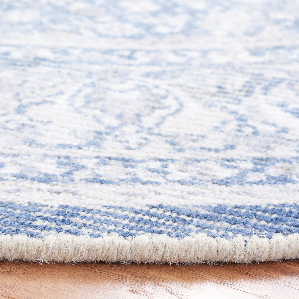 Safavieh Restoration Vintage Rvt706M Blue/Ivory Rugs.